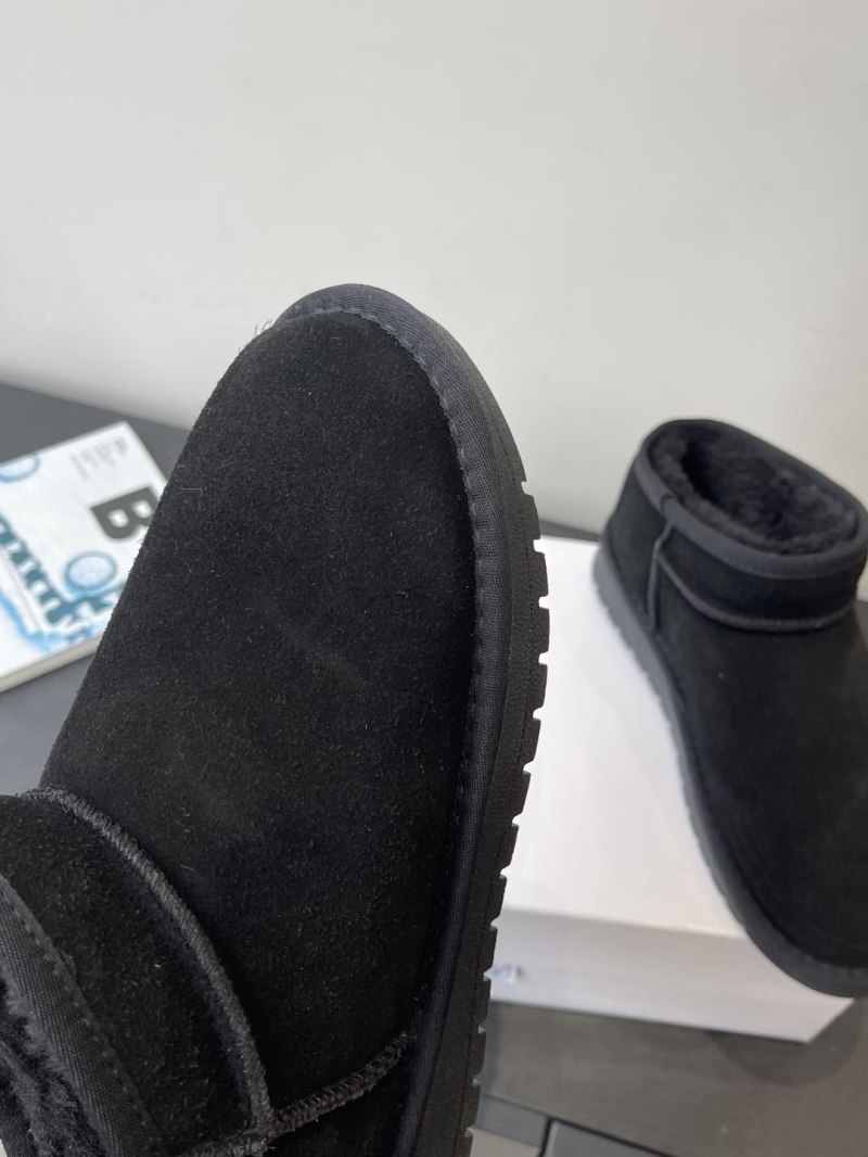 L0ew* boots
